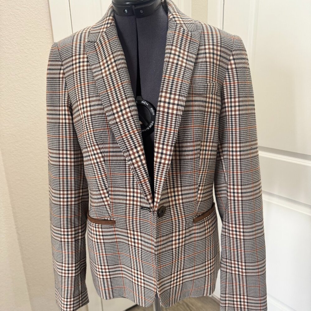 Tommy Hilfiger Women's Jacket Sz 4 Smoke Free Home